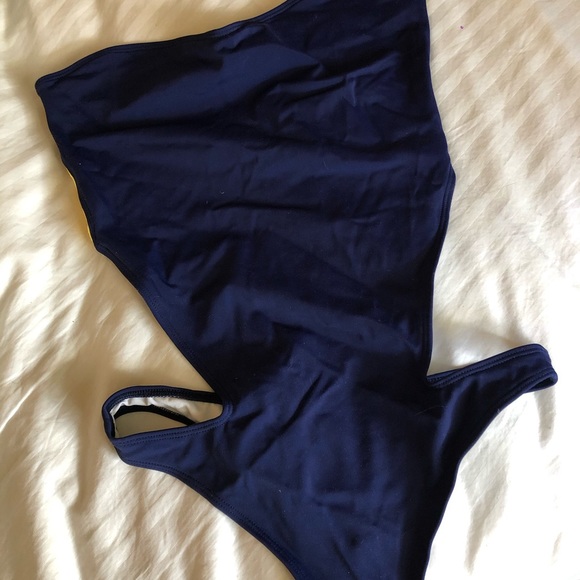Coulbourne one piece bathing suit - Picture 2 of 2